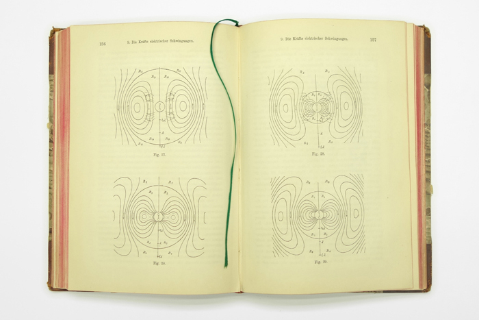 Oscillating electric fields book illustration